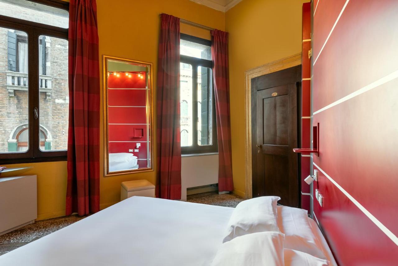 Deluxe Double Room with Spa Bath
