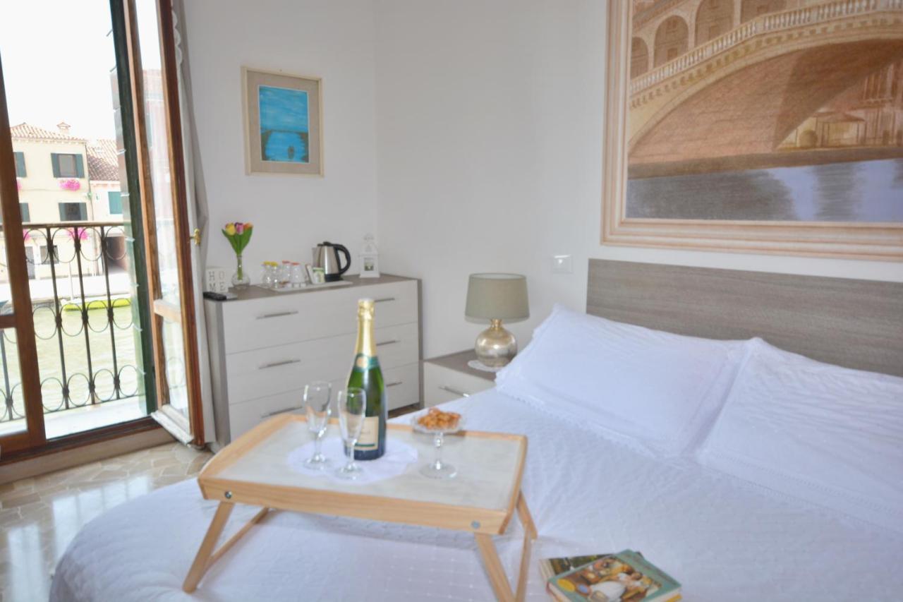 Standard Triple Room with Sea View