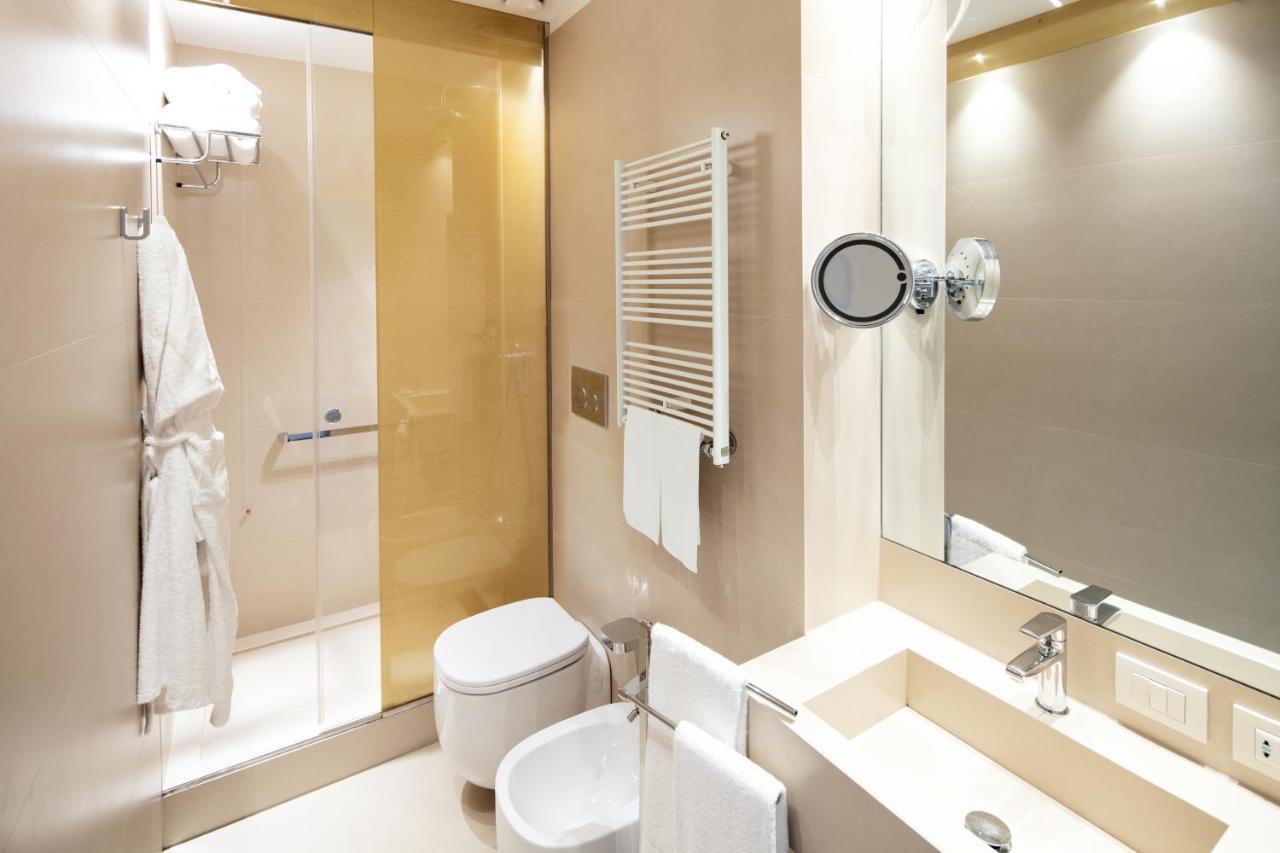 Junior Suite with View,1174074435:JPEG