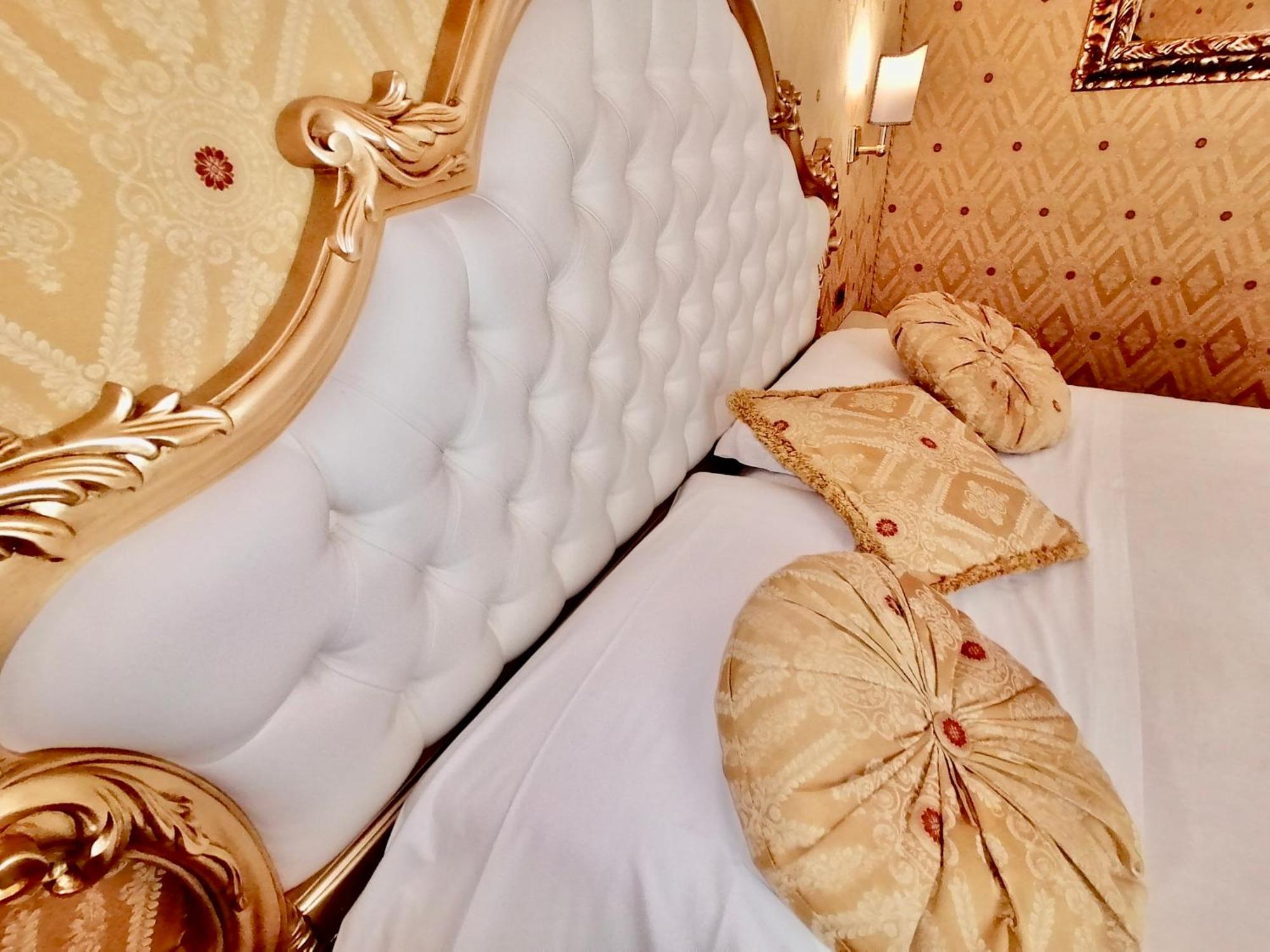 Superior Double Room,1209264049:JPEG