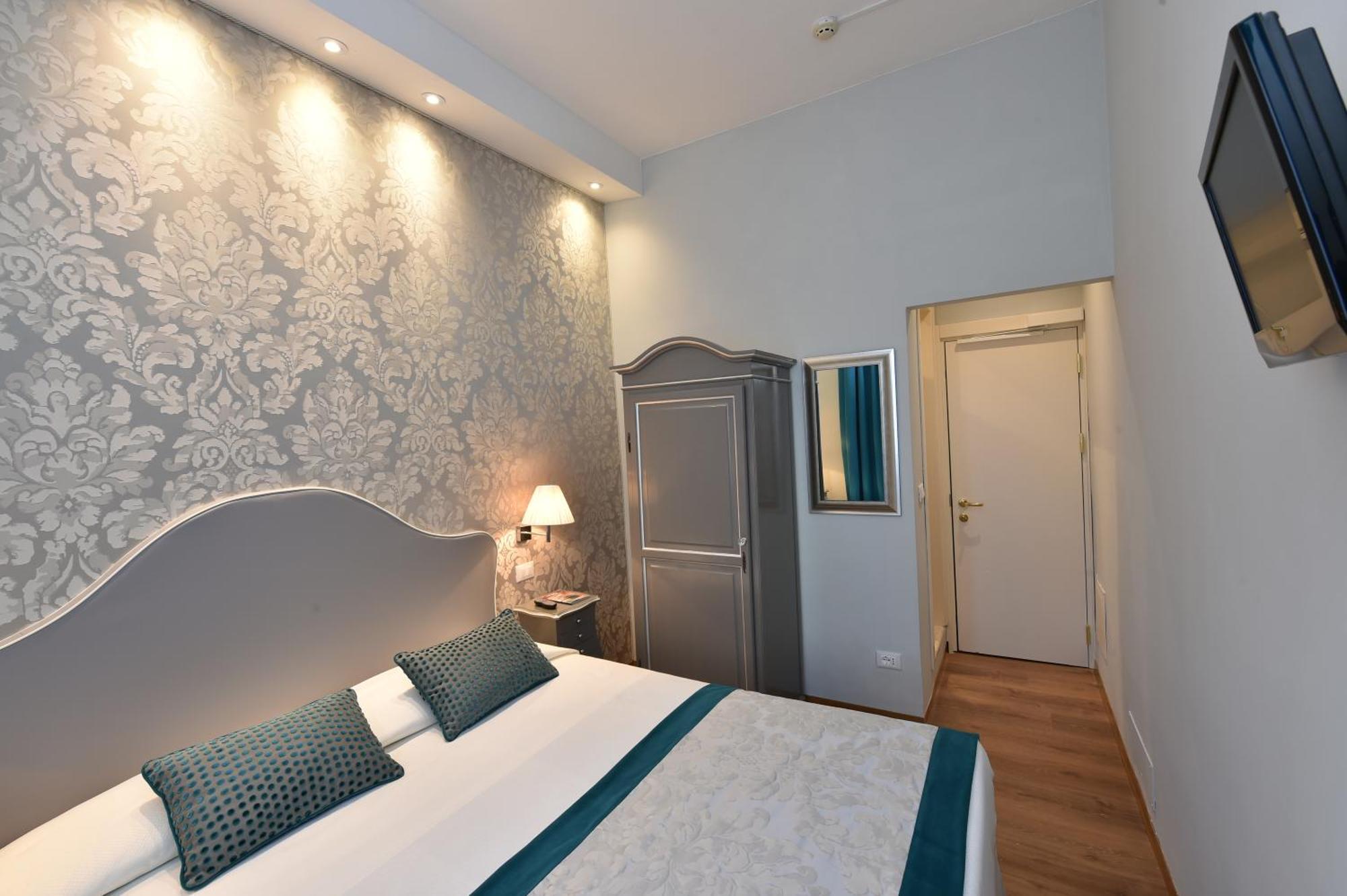 Single Room,110673669:JPEG