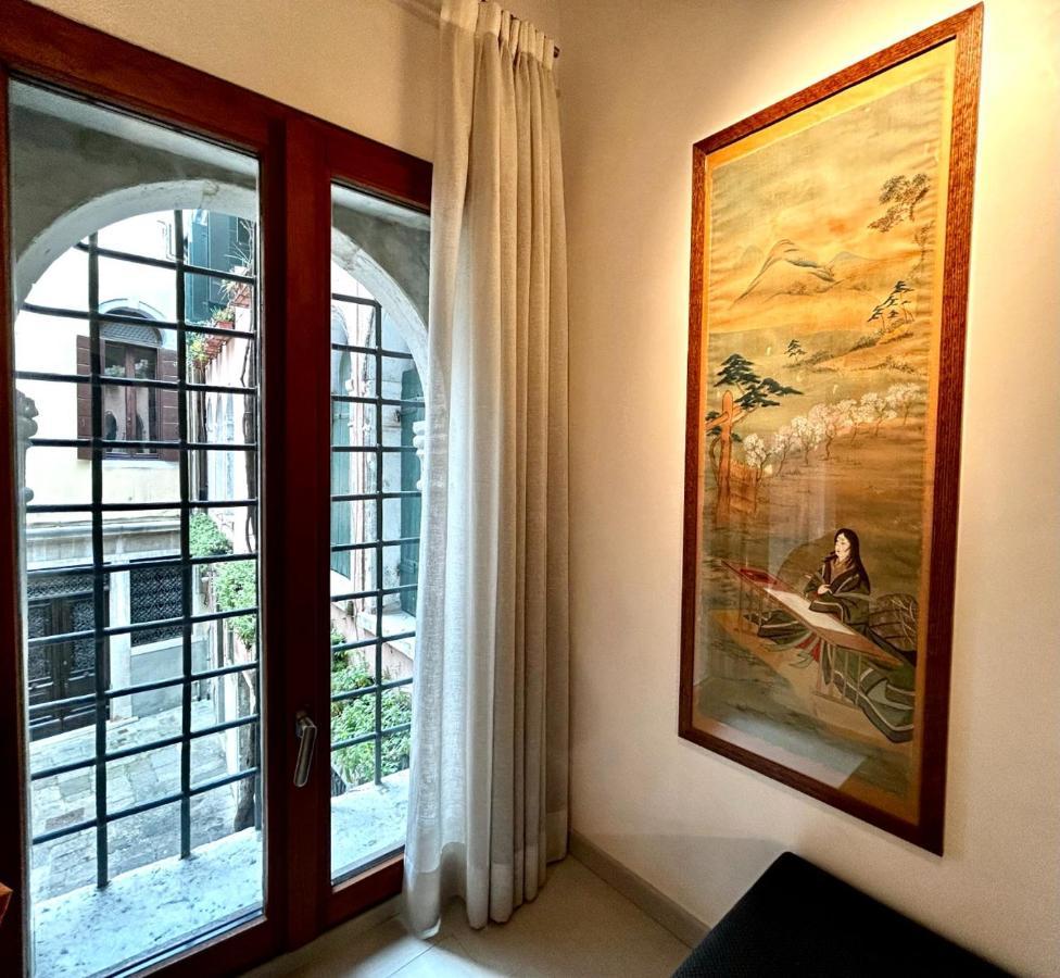 Santa Sofia One-Bedroom Apartment Cannaregio 4284 or b,1356734132:JPEG