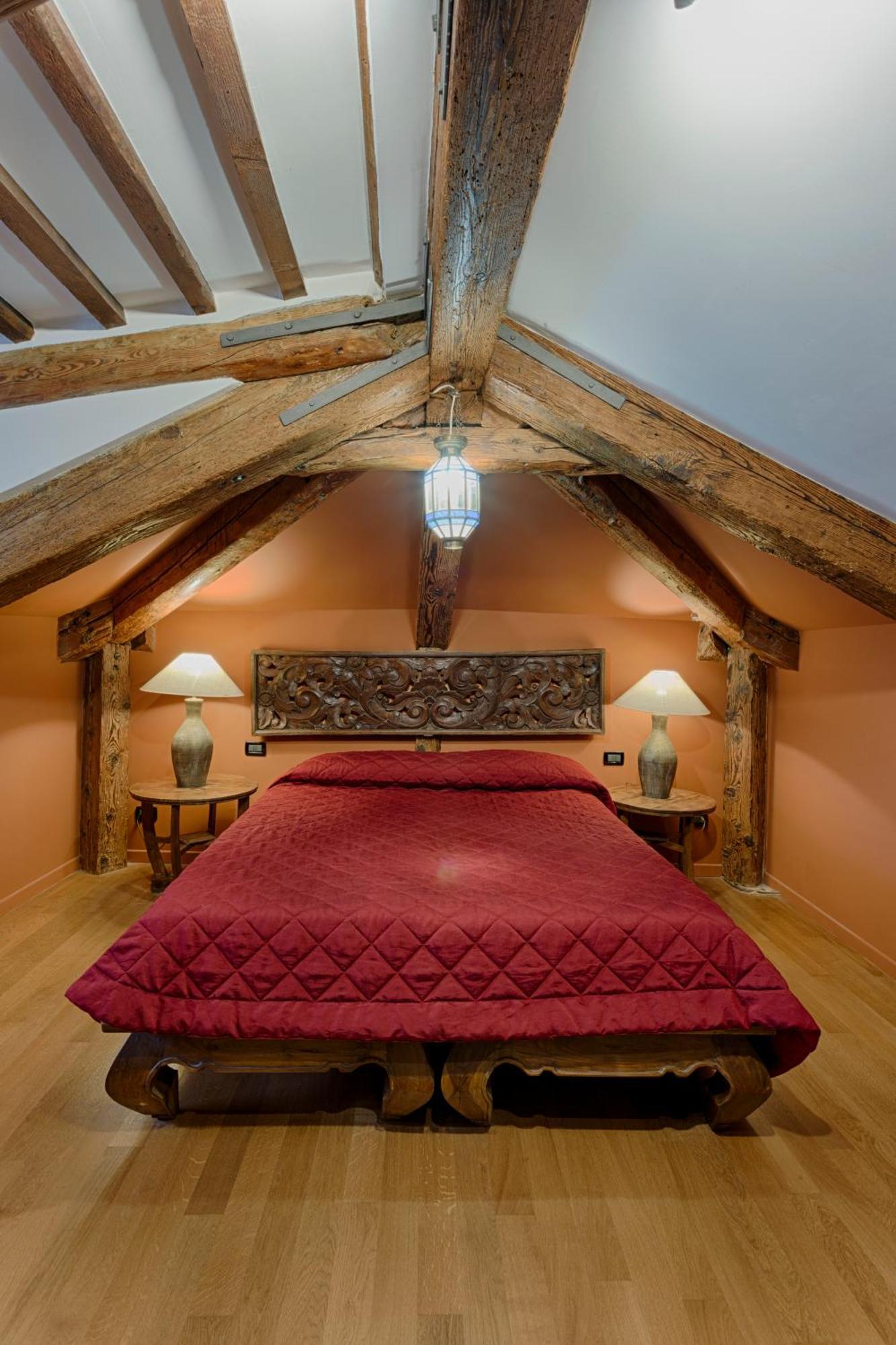 Standard Double Room Attic