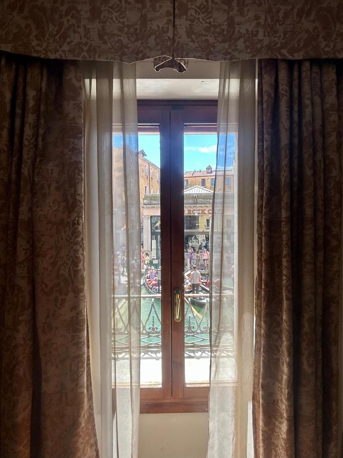 Classic Double Room with Canal View