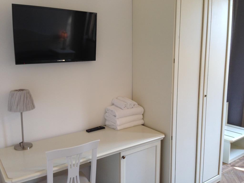 Triple Room with Private External Bathroom
