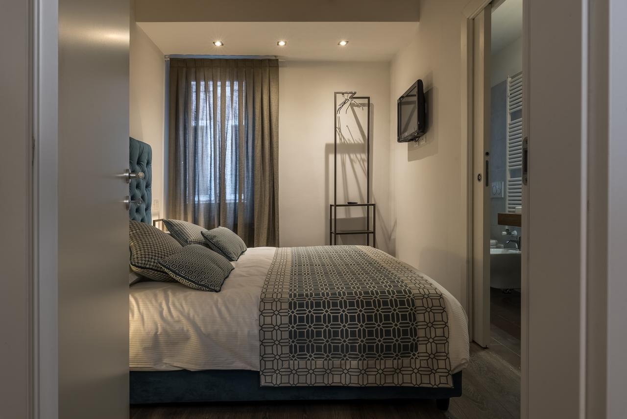 Deluxe Room,543587214:JPEG