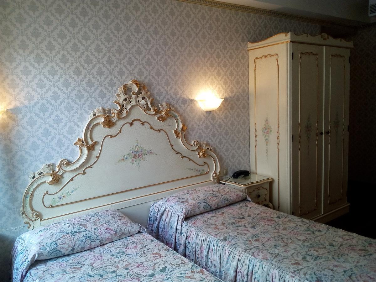 Quadruple Room,657759840:JPEG