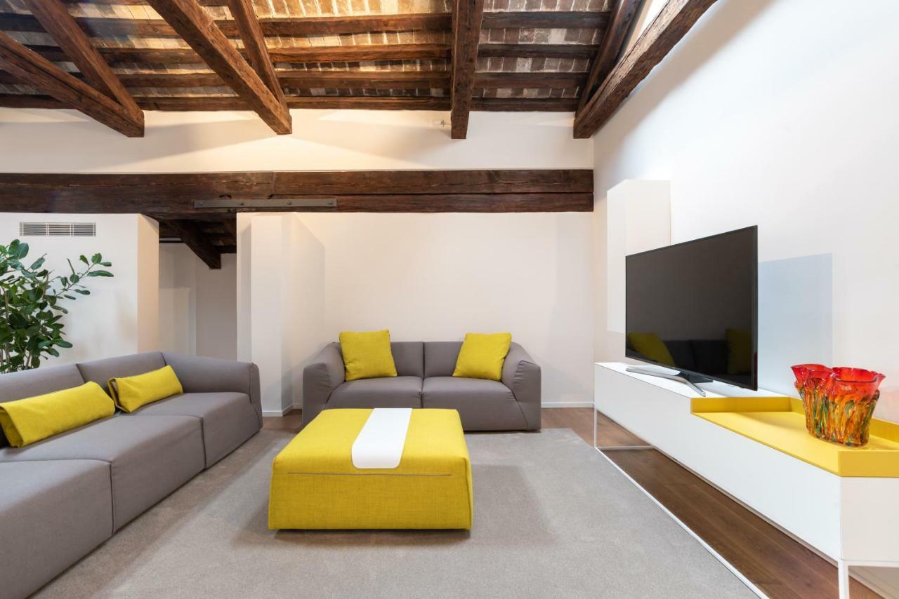 Apartment Split Level