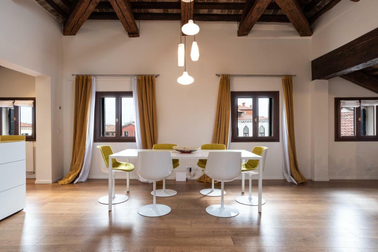 Apartment Split Level