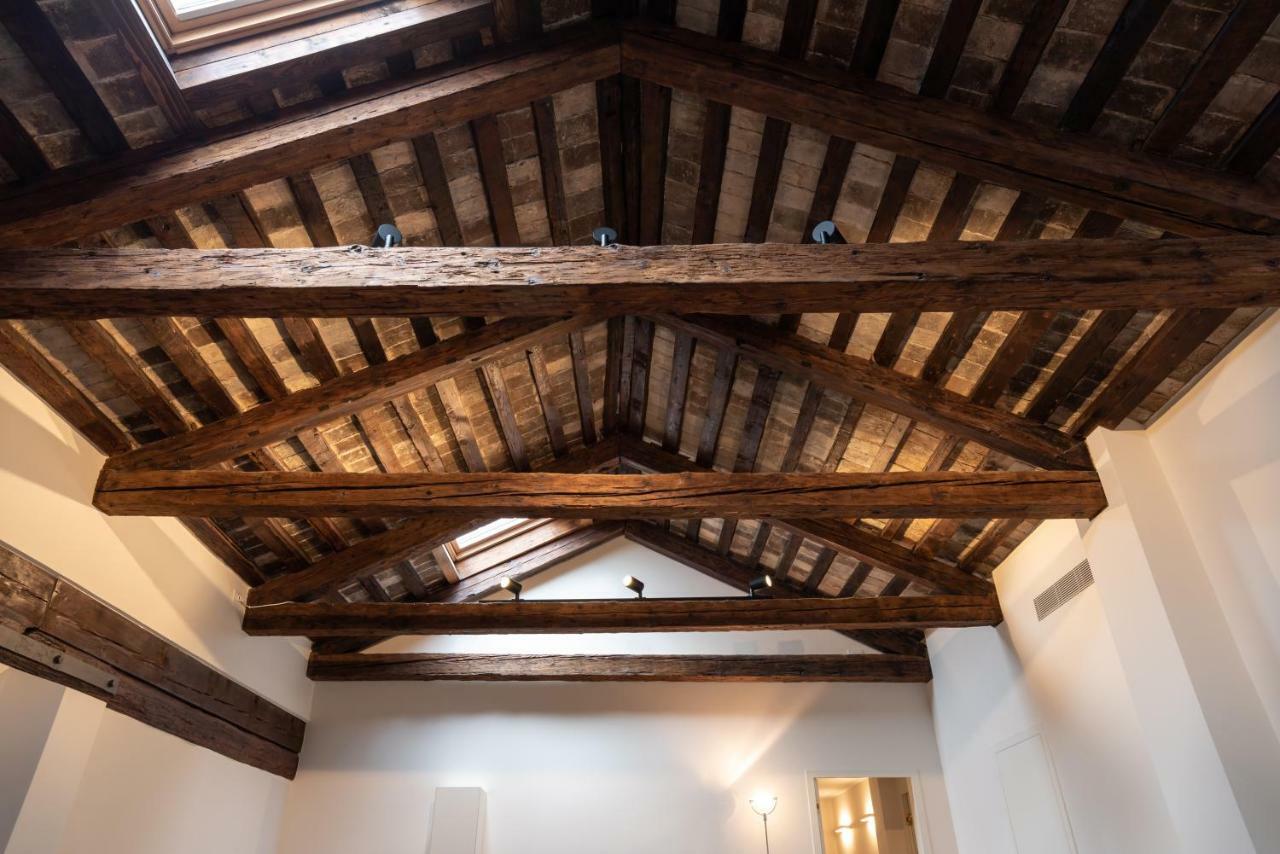 Apartment Split Level