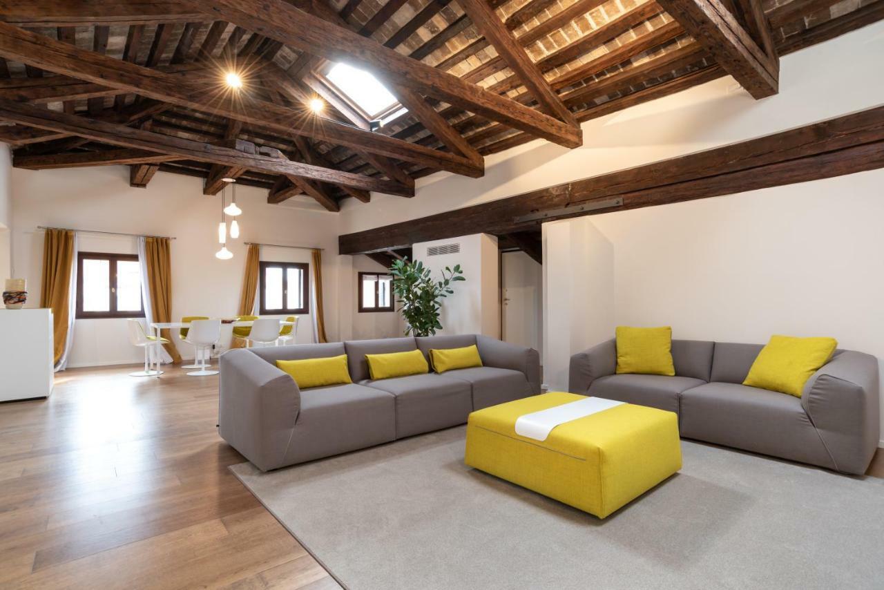 Apartment Split Level