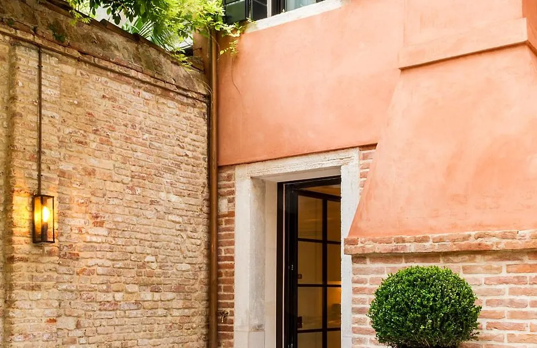 Palazzo Cristo-1