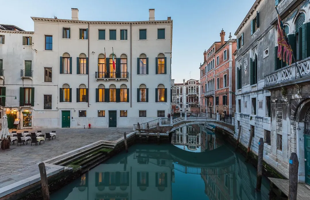 Palazzo Morosini Degli Spezieri - Lifestyle Apartments-1