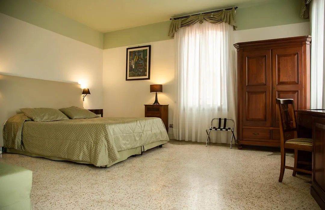 Hotel Sant'Antonin-1