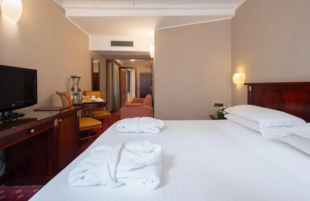 Albergo Cavalletto & Doge Orseolo-1