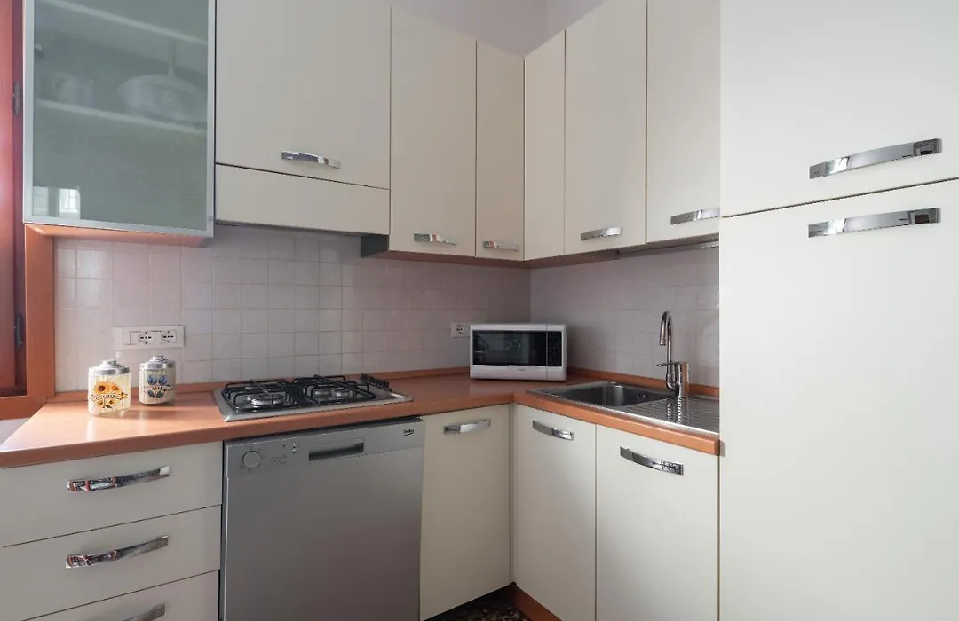 San Polo Canal View Apartments By Wonderful Italy-1