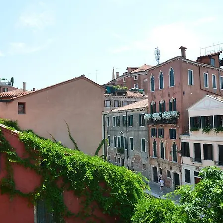 Hotel Iris Venice-2