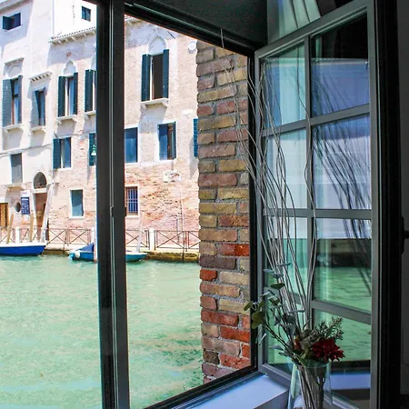 Al Canal Regio - Guest House-2