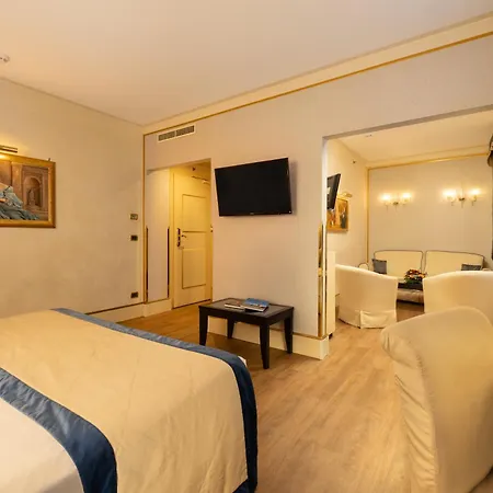 Hotel A La Commedia-3