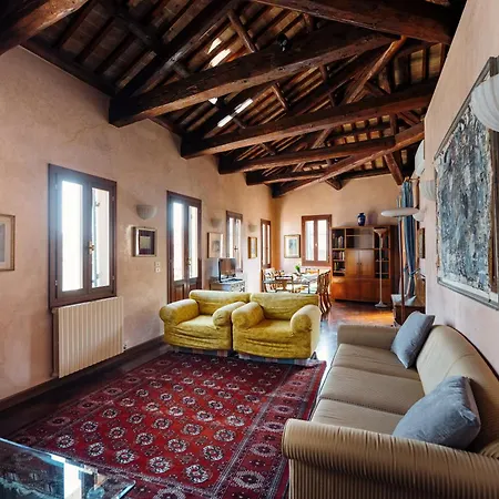 Casa Dei Pittori Venice Apartments-2