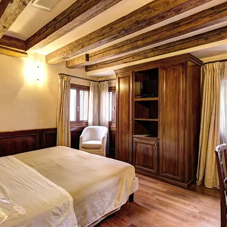 Palazzo La Scala-2